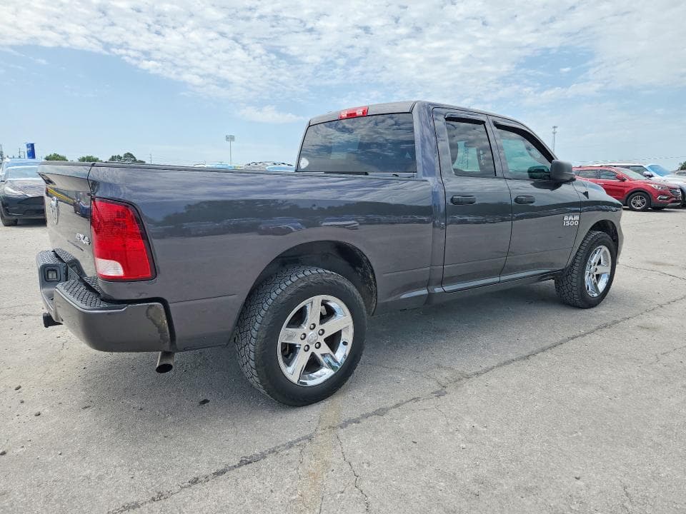 2017 RAM 1500 ST 3