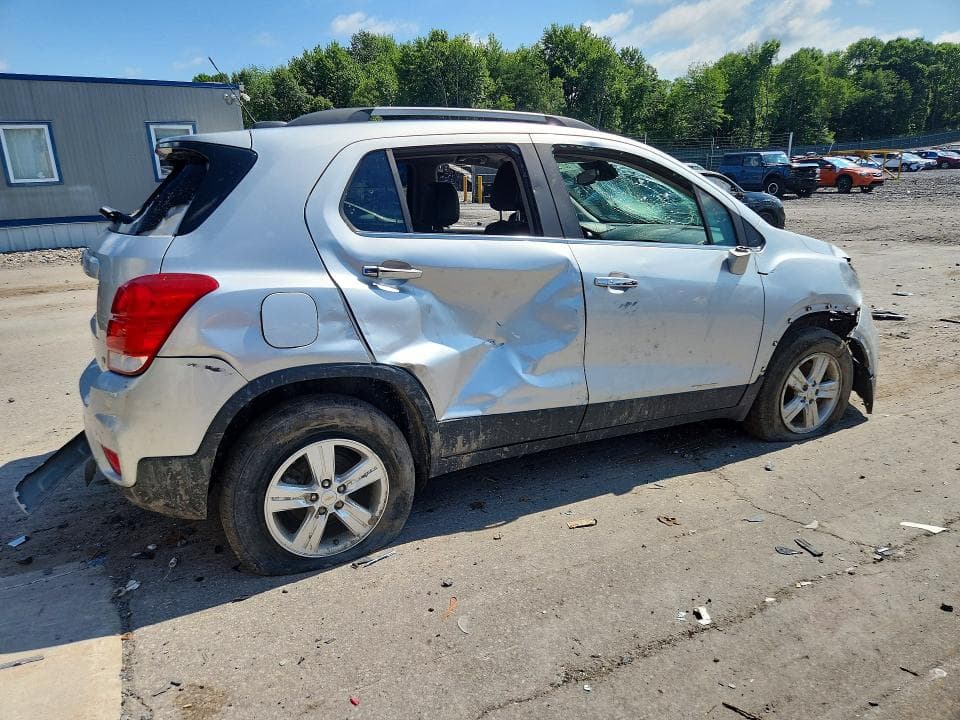 2018 CHEVROLET TRAX 1LT 3