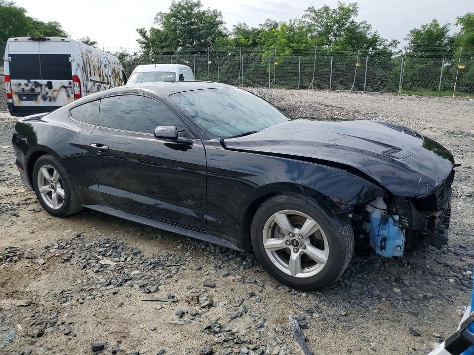2019 FORD MUSTANG 4