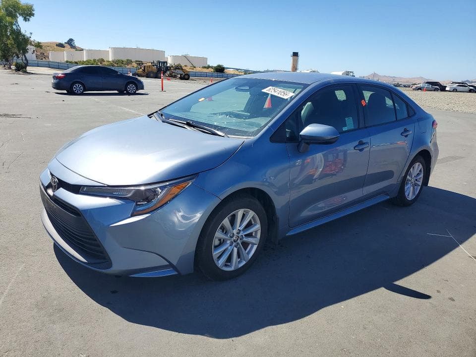 2023 TOYOTA COROLLA LE - 1