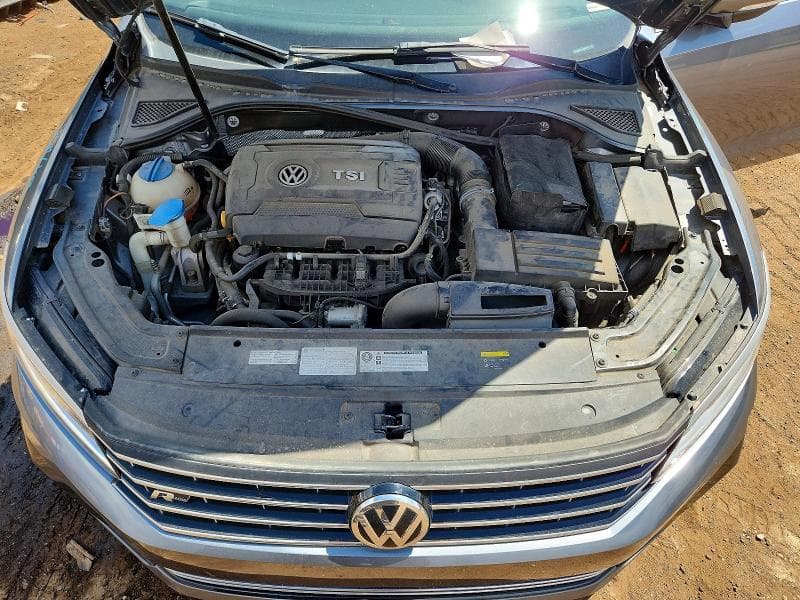 2017 VOLKSWAGEN PASSAT R-LINE 11