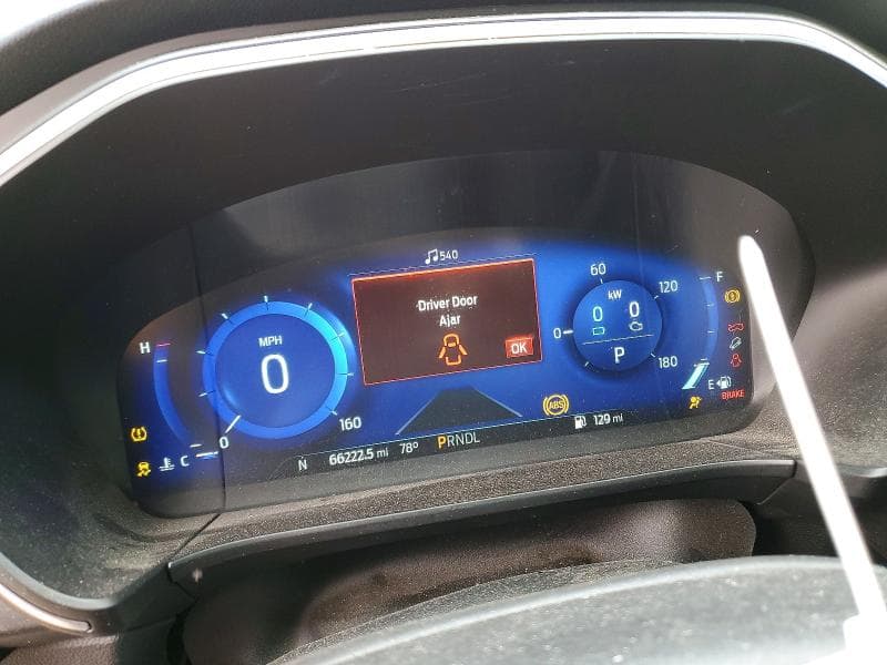 2020 FORD ESCAPE TITANIUM 9