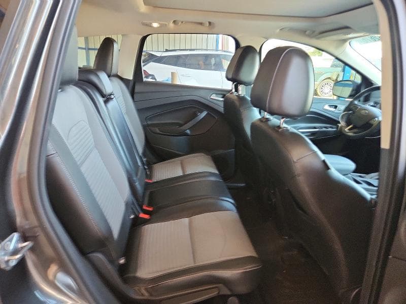 2017 FORD ESCAPE TITANIUM 10