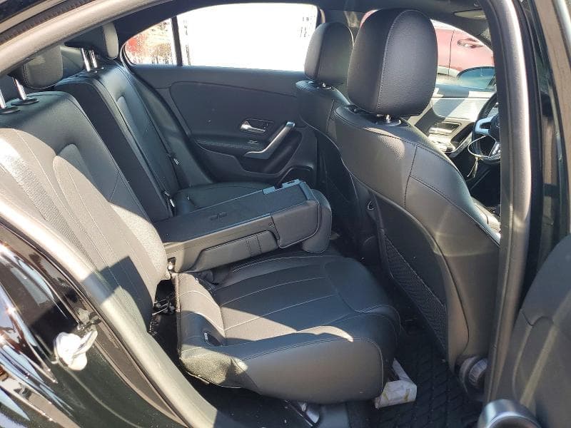 2022 MERCEDES-BENZ A 220 4MATIC 10
