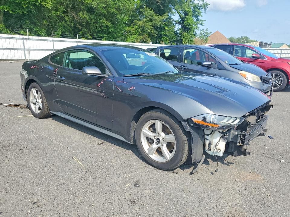 2019 FORD MUSTANG 4