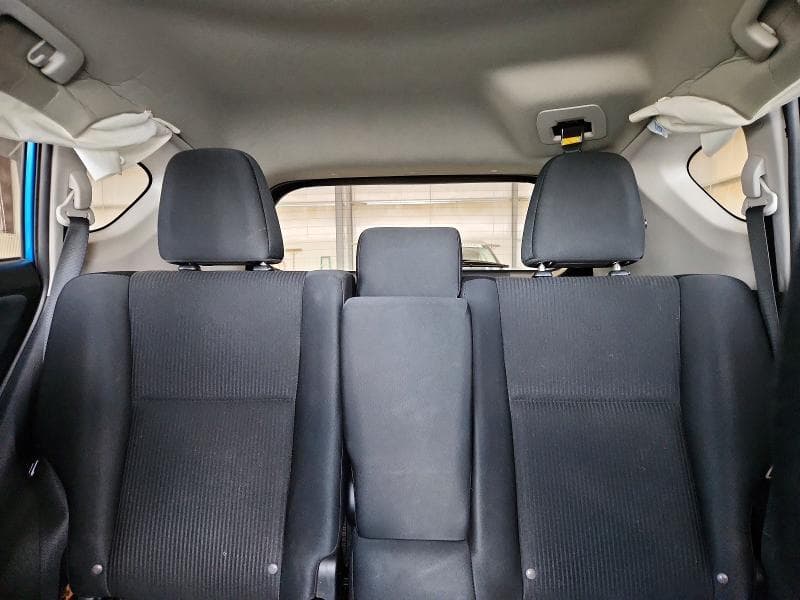 2017 TOYOTA RAV4 LE 10