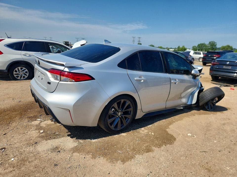 2026 TOYOTA COROLLA SE 3