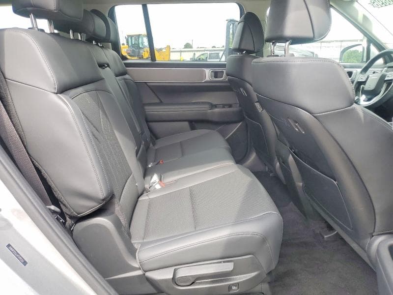 2026 HYUNDAI SANTA FE SEL 11