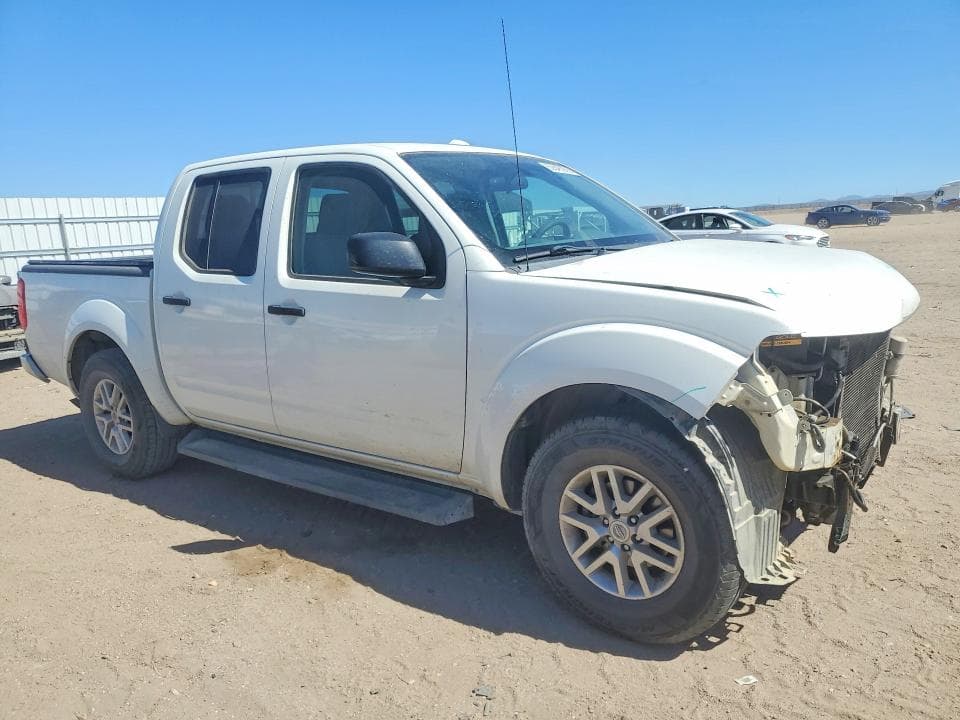 2017 NISSAN FRONTIER SV 4