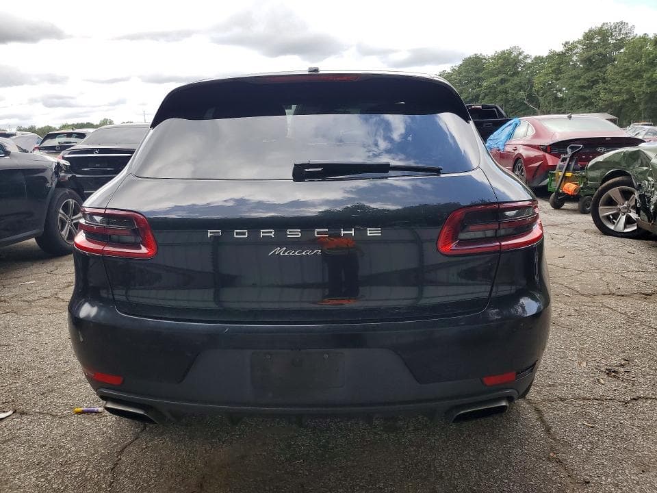 2017 PORSCHE MACAN 6