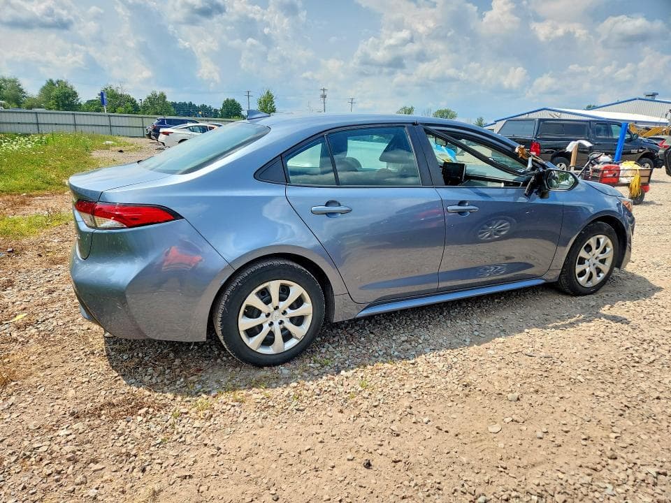 2020 TOYOTA COROLLA LE 3