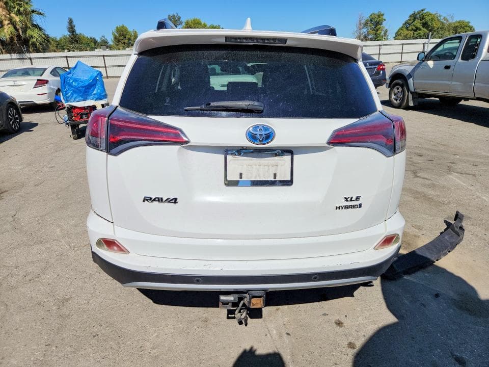 2017 TOYOTA RAV4 HYBRID XLE 6