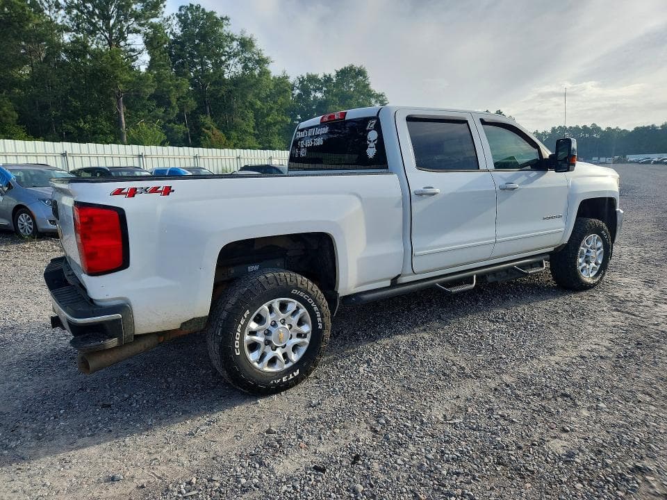 2018 CHEVROLET SILVERADO K2500 HEAVY DUTY LT 3