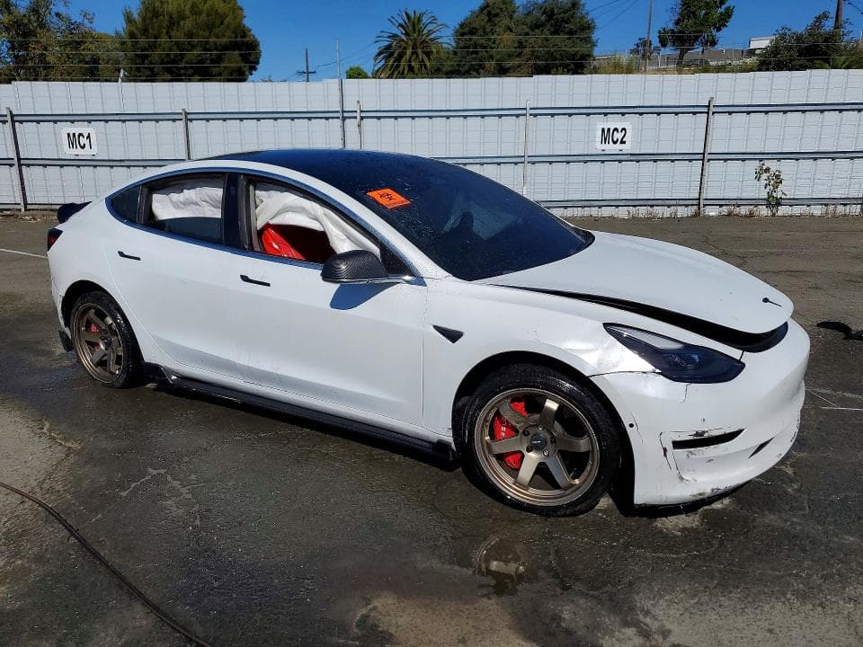 2019 TESLA MODEL 3 4