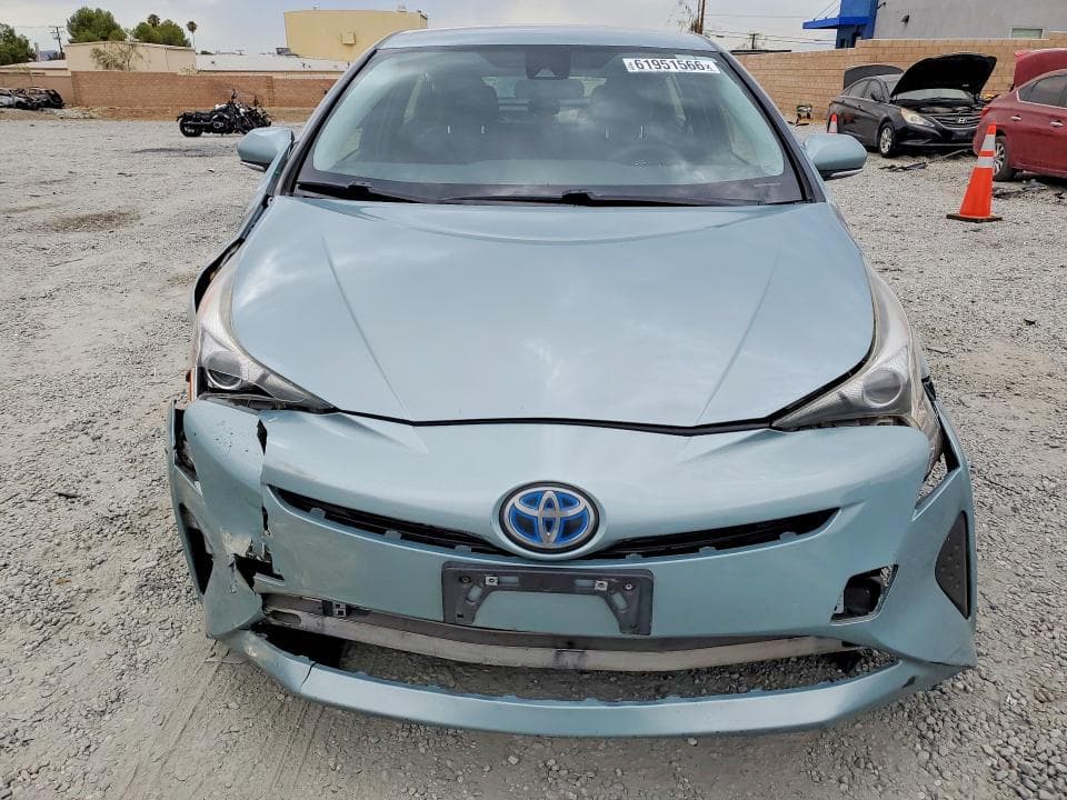 2017 TOYOTA PRIUS TWO 5