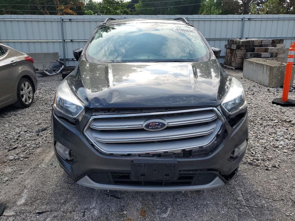 2018 FORD ESCAPE SE 5