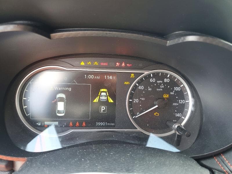 2023 NISSAN VERSA SR SR 9