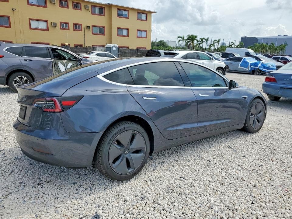 2020 TESLA MODEL 3 3
