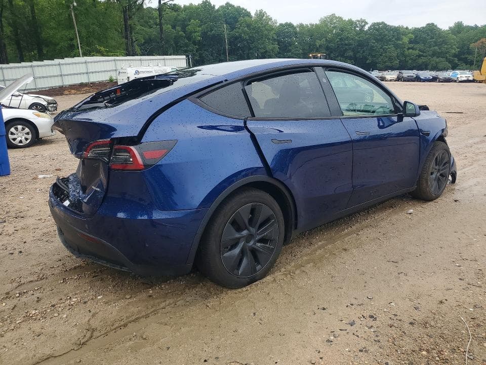 2024 TESLA MODEL Y 3
