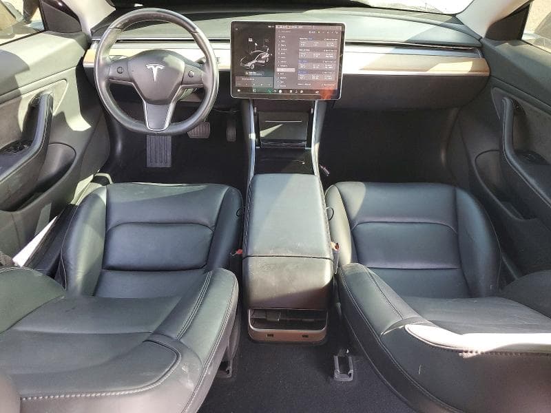 2018 TESLA MODEL 3 8