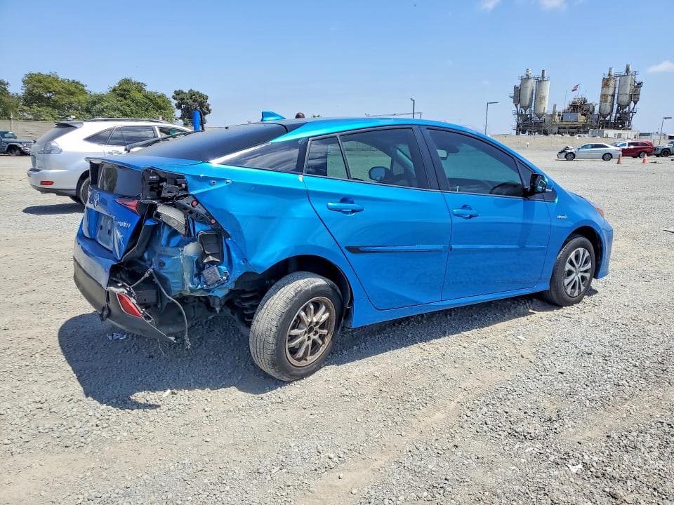2019 TOYOTA PRIUS LE AWD-E 3