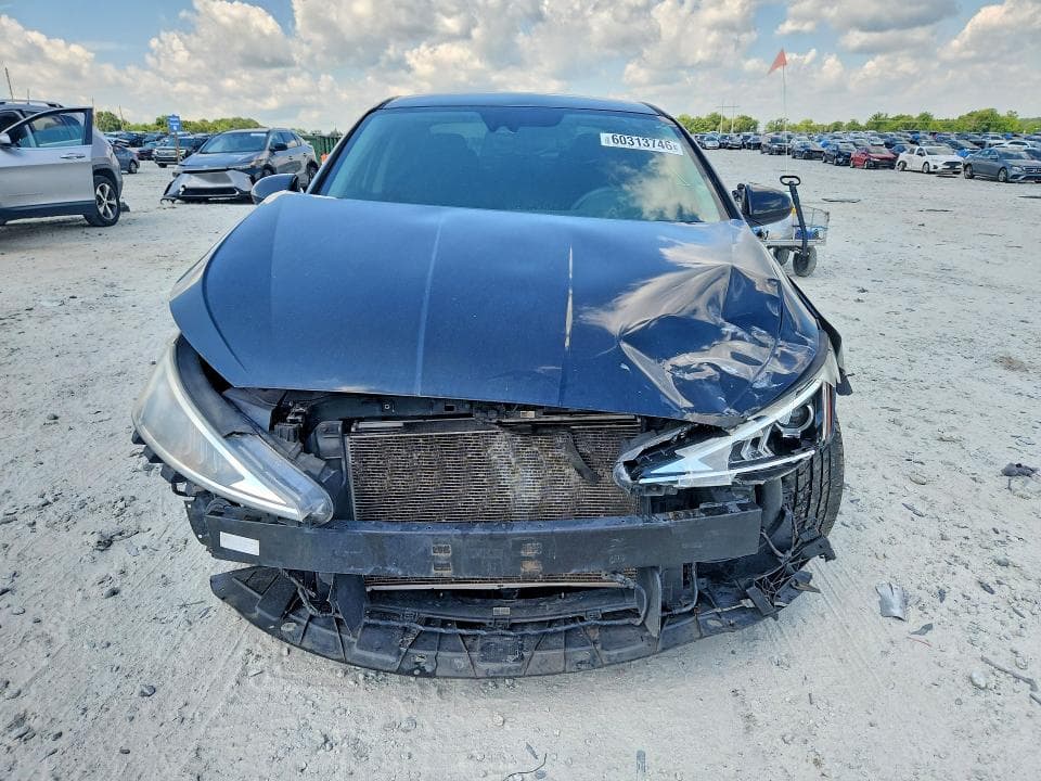 2019 HYUNDAI ELANTRA SEL 5