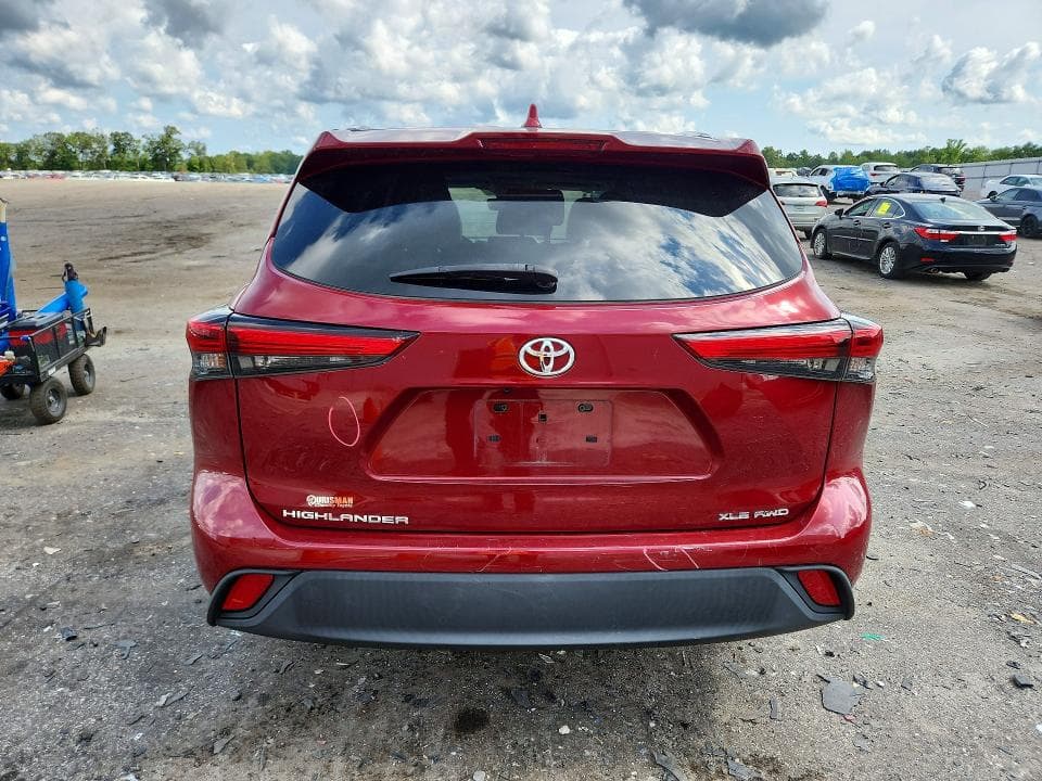 2021 TOYOTA HIGHLANDER XLE 6