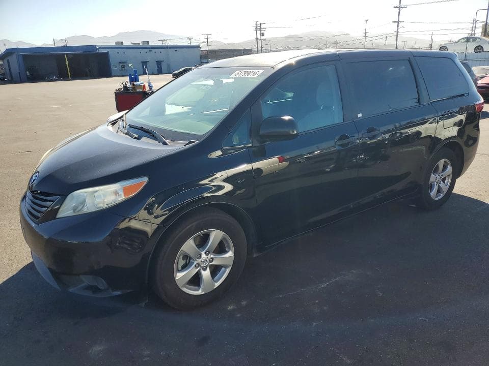 2017 TOYOTA SIENNA L 7-PASSENGER - 1