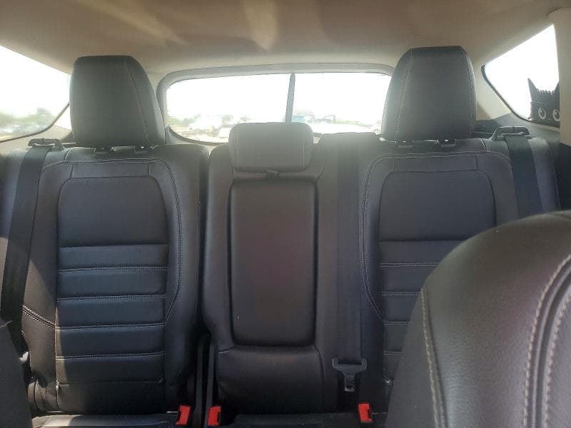 2017 FORD ESCAPE TITANIUM 10
