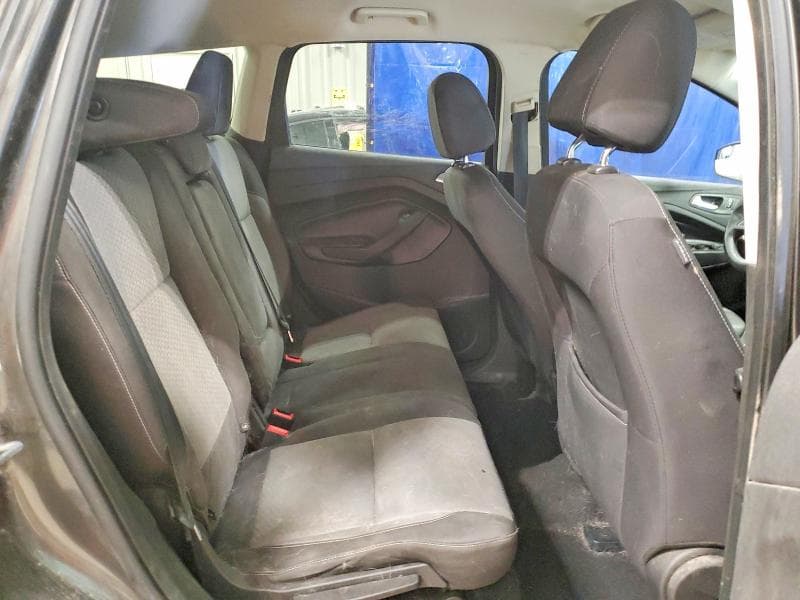 2017 FORD ESCAPE SE 11
