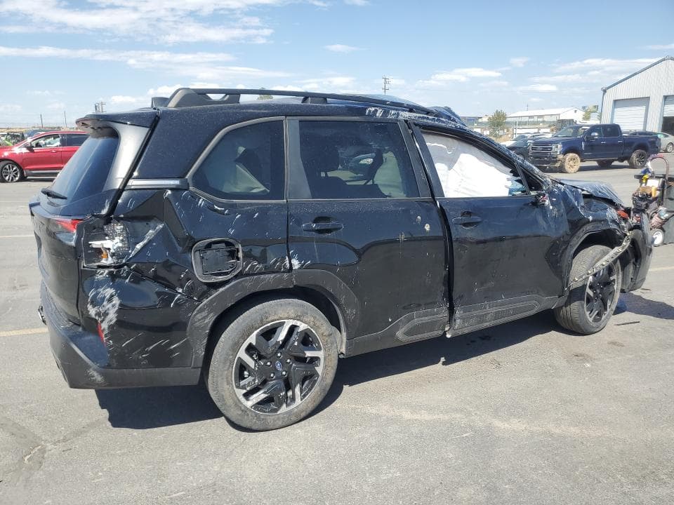 2025 SUBARU FORESTER LIMITED 3