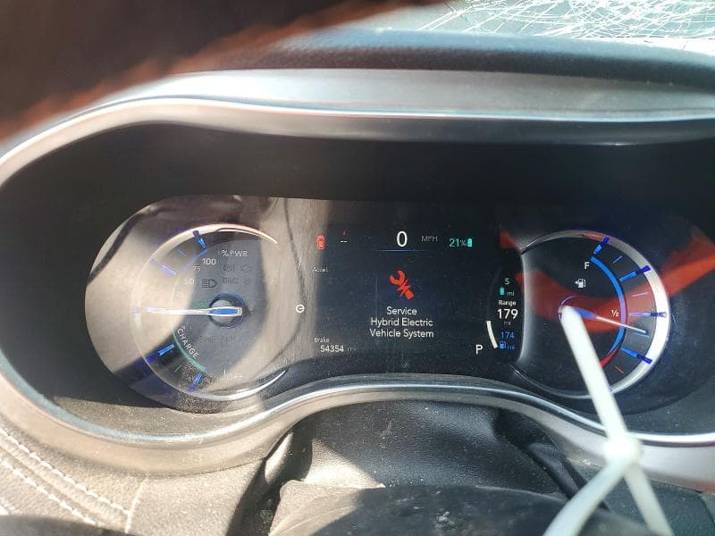 2021 CHRYSLER PACIFICA HYBRID LIMITED 9