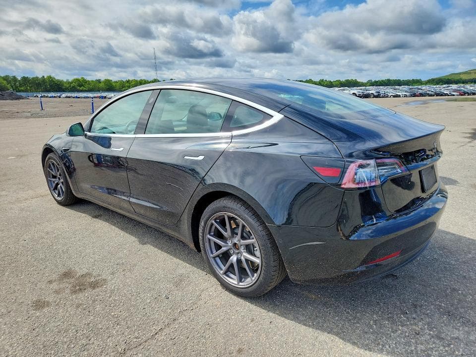 2020 TESLA MODEL 3 2