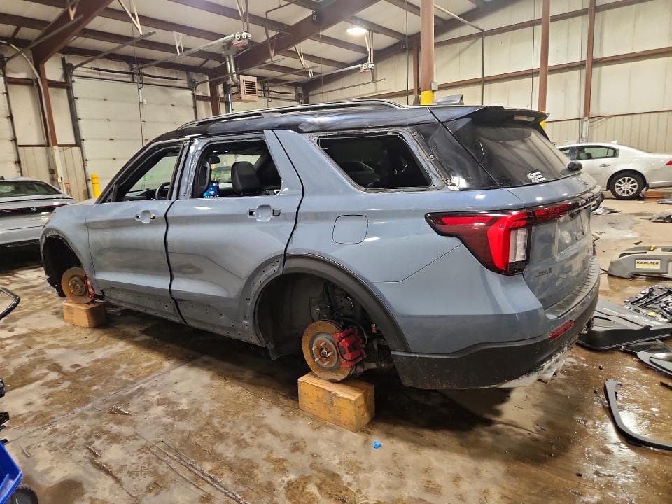 2025 FORD EXPLORER ST 2
