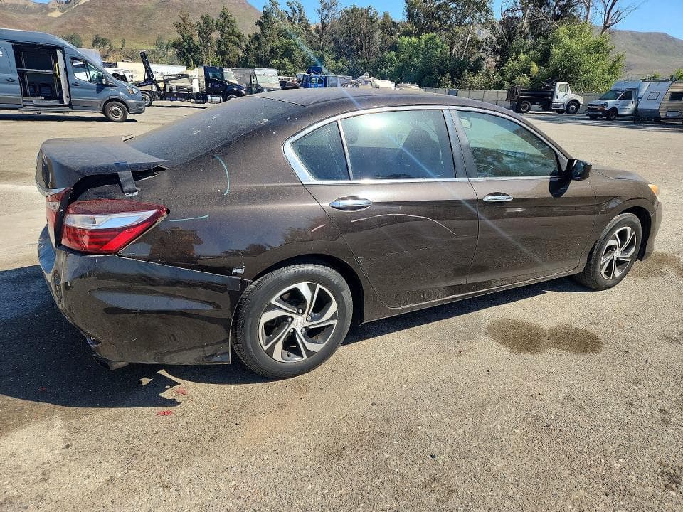 2017 HONDA ACCORD LX 3