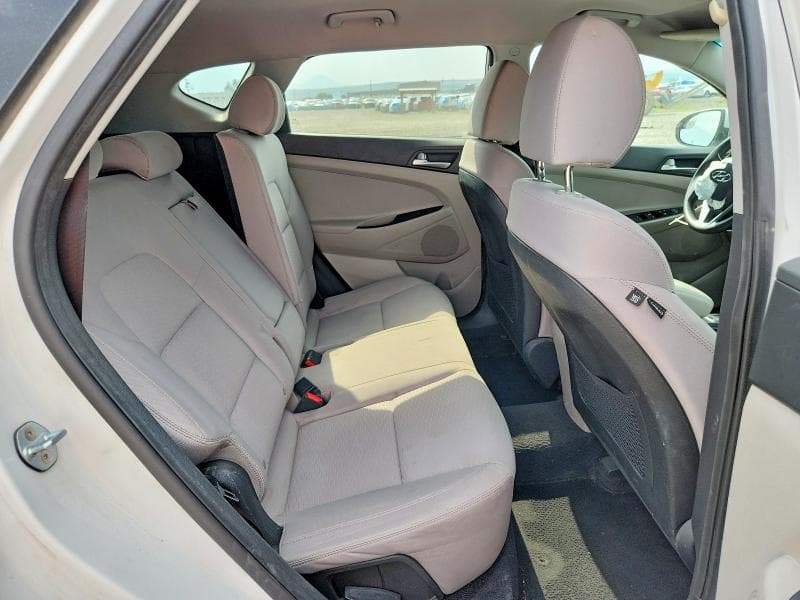 2019 HYUNDAI TUCSON SE 10