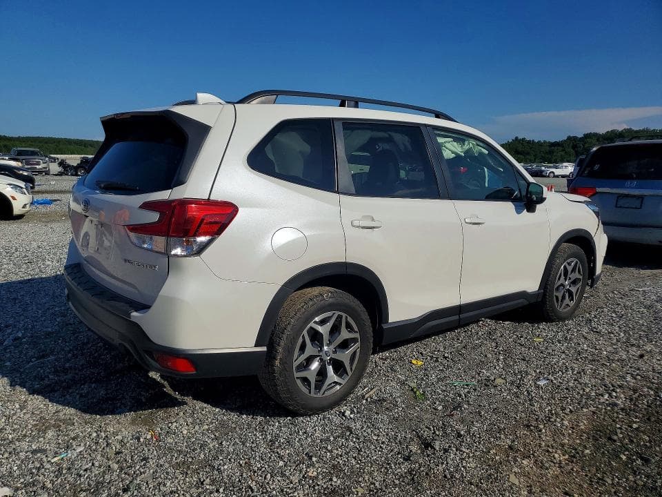 2019 SUBARU FORESTER PREMIUM 3