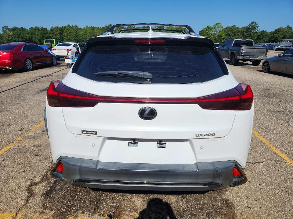 2019 LEXUS UX 200 6