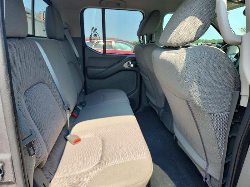 2020 NISSAN FRONTIER SV 10
