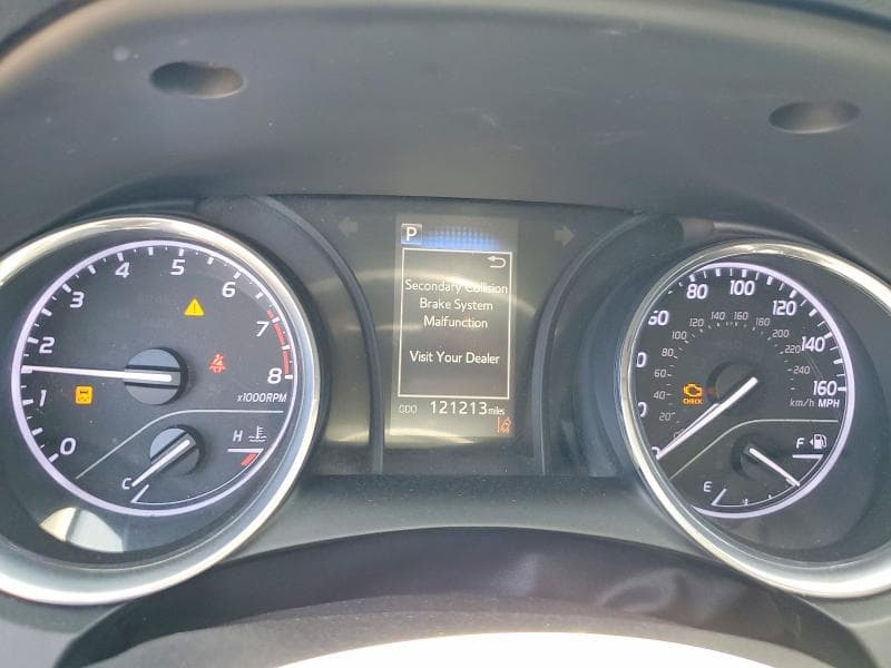 2019 TOYOTA CAMRY LE 9