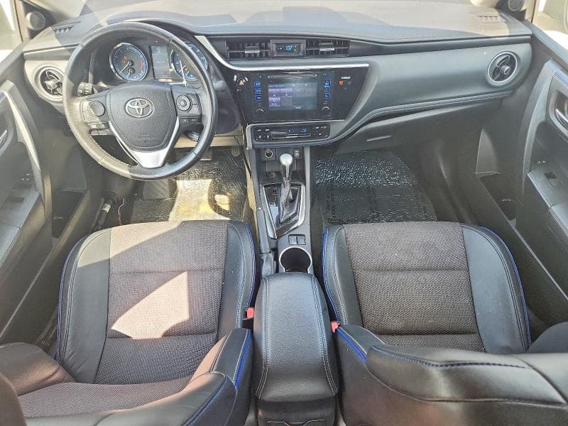 2017 TOYOTA COROLLA SE 8