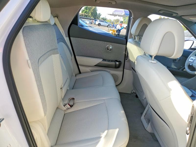 2024 GENESIS GV60 STANDARD 11