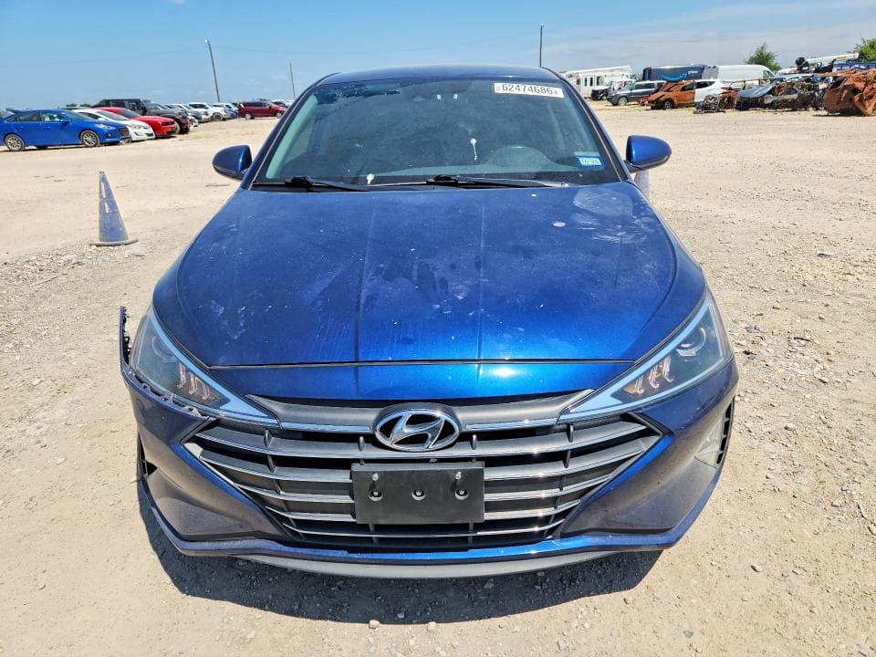 2020 HYUNDAI ELANTRA SEL 5