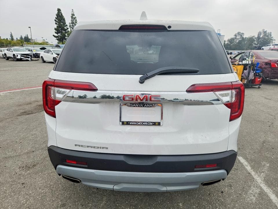 2022 GMC ACADIA SLE 6