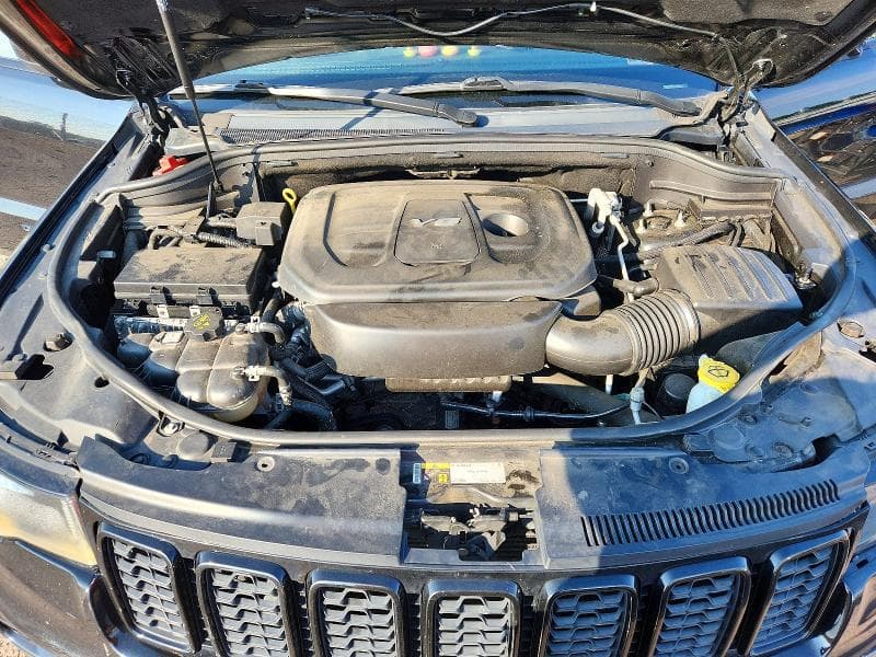 2019 JEEP GRAND CHEROKEE LAREDO 12