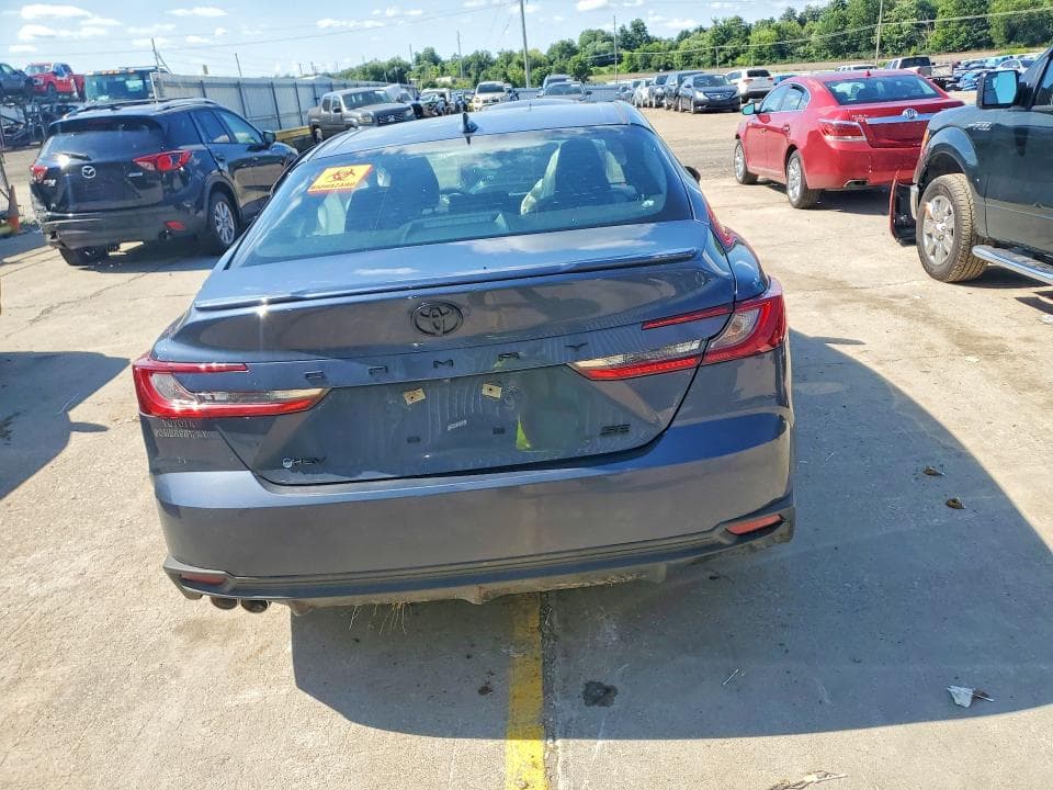 2026 TOYOTA CAMRY SE 6