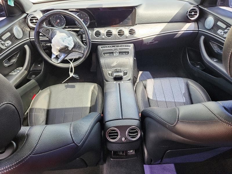 2018 MERCEDES-BENZ E 300 300 8