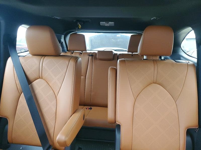 2023 TOYOTA HIGHLANDER PLATINUM 10