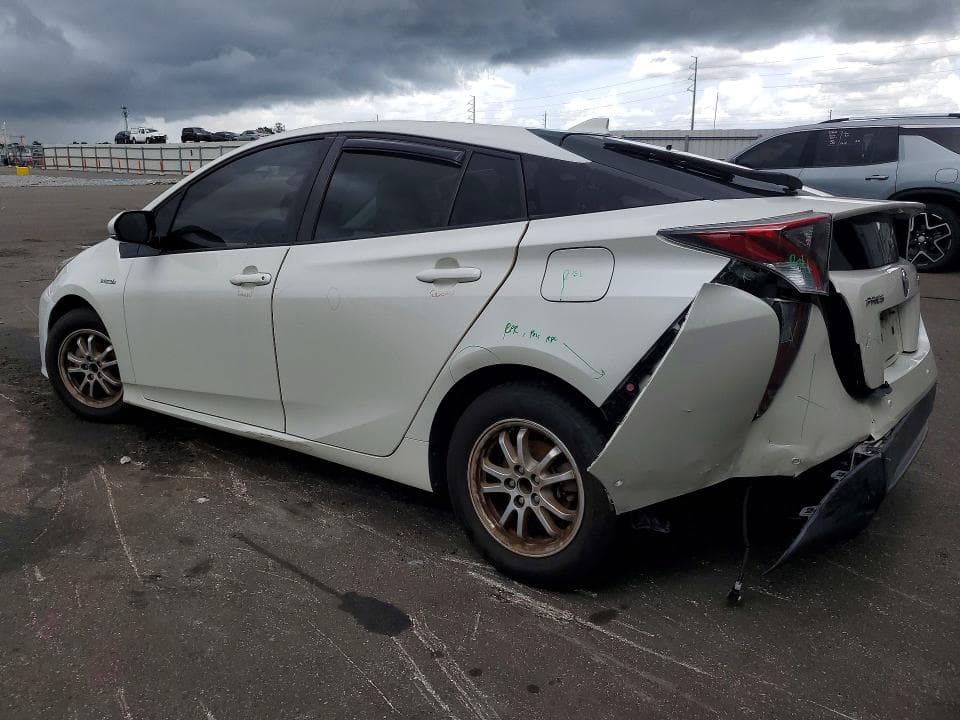 2018 TOYOTA PRIUS FOUR 2