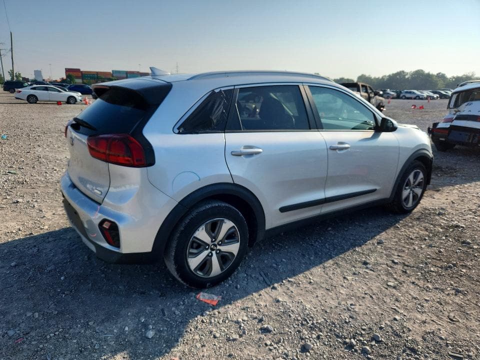 2021 KIA NIRO LX 3